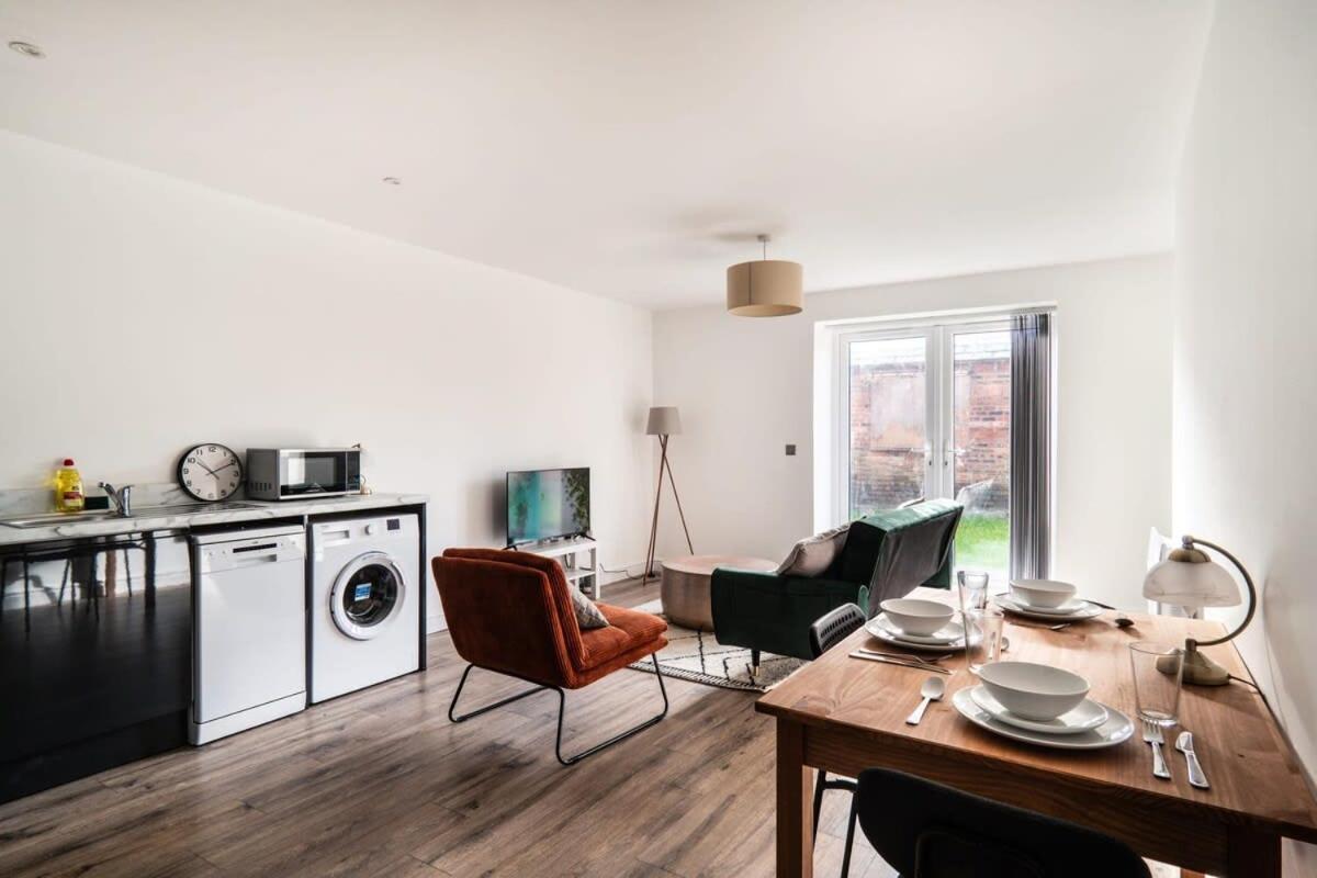 Modern 2 Bed In Waterloo Apartment *